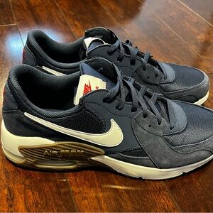 Nike Air Max Men's Navy and White Sneakers